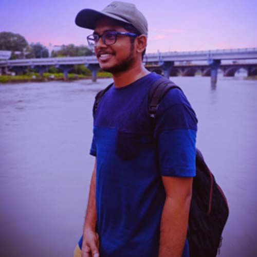  Yogeshwaran Murugesan